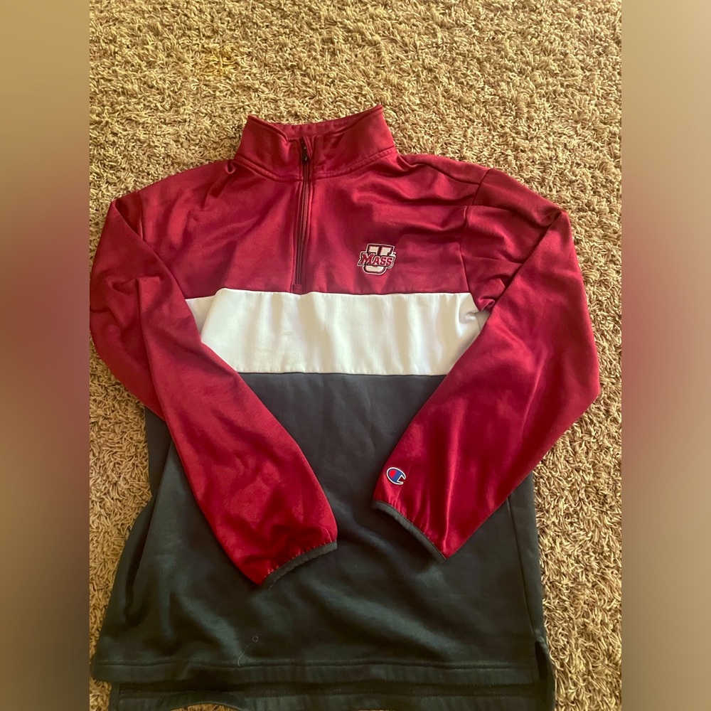 Umass quarter zip